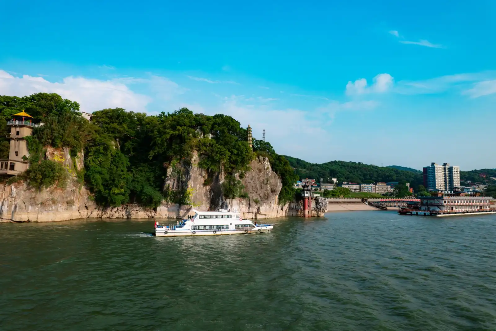 三峡游轮线路怎么选？重庆途旅旅行社带你了解不同航段与舱位差异正文配图 1