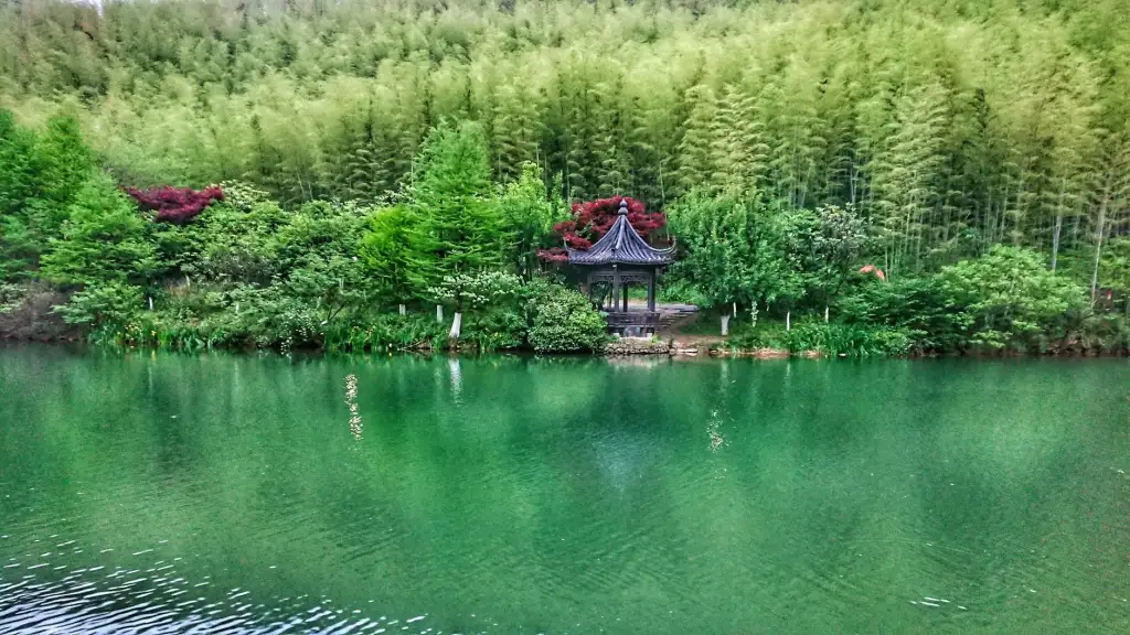 三峡游轮航道优化方案对运行效率的影响分析